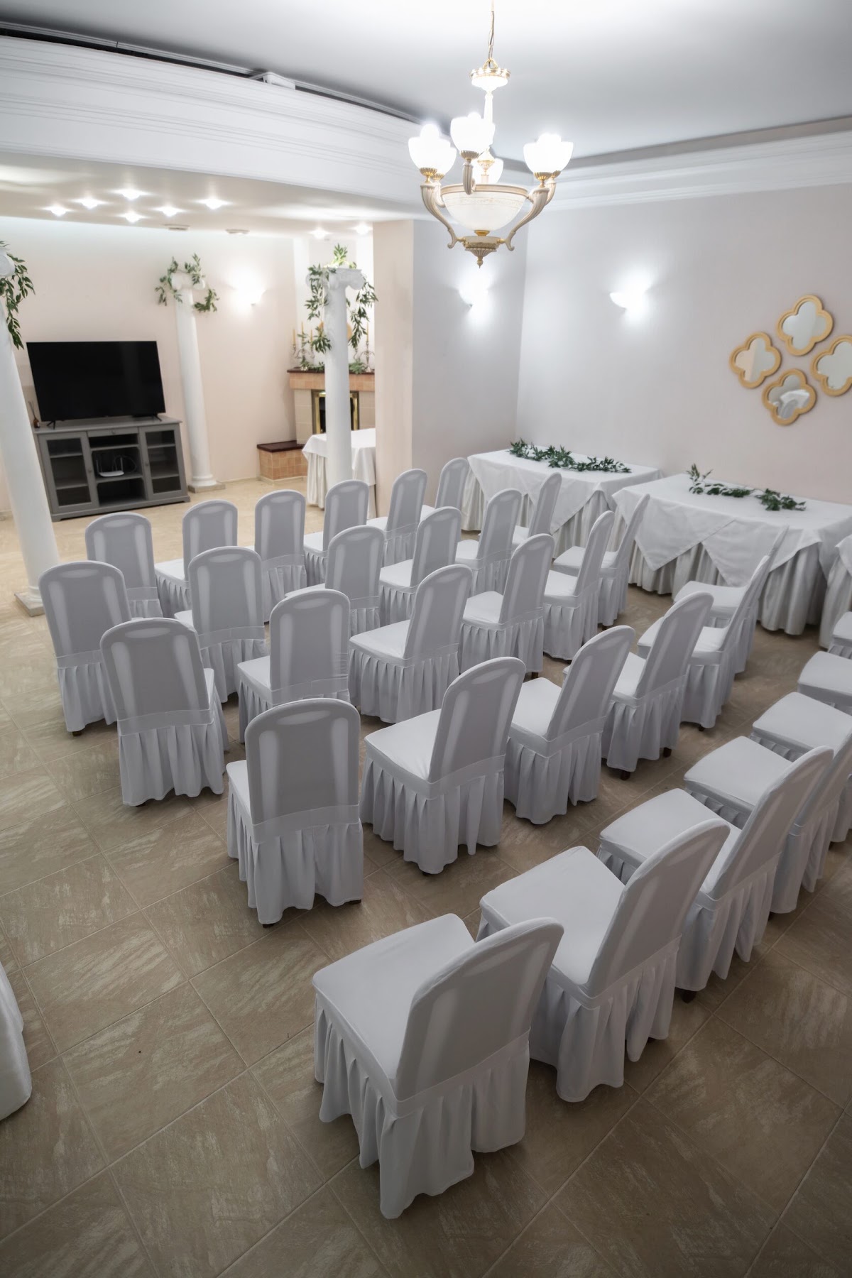 Малый зал — Презентация