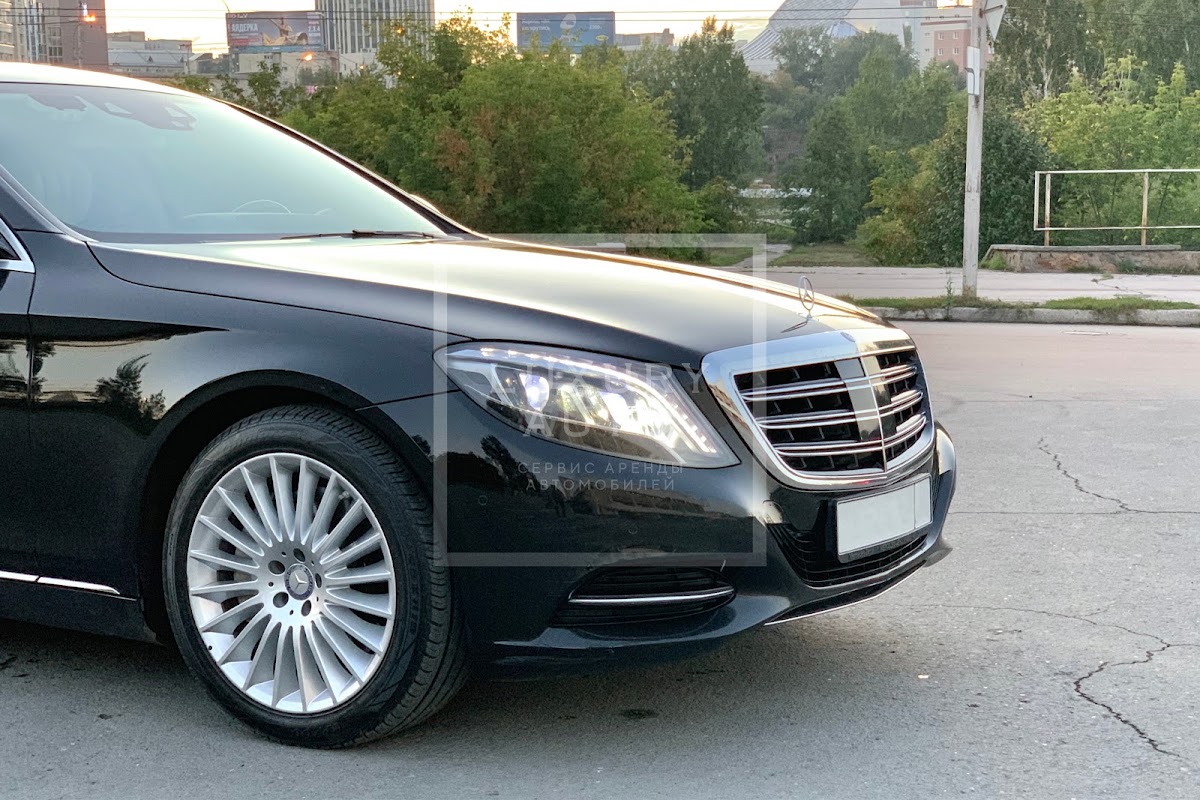 Mercedes Benz S Class — кадр 4 из 11