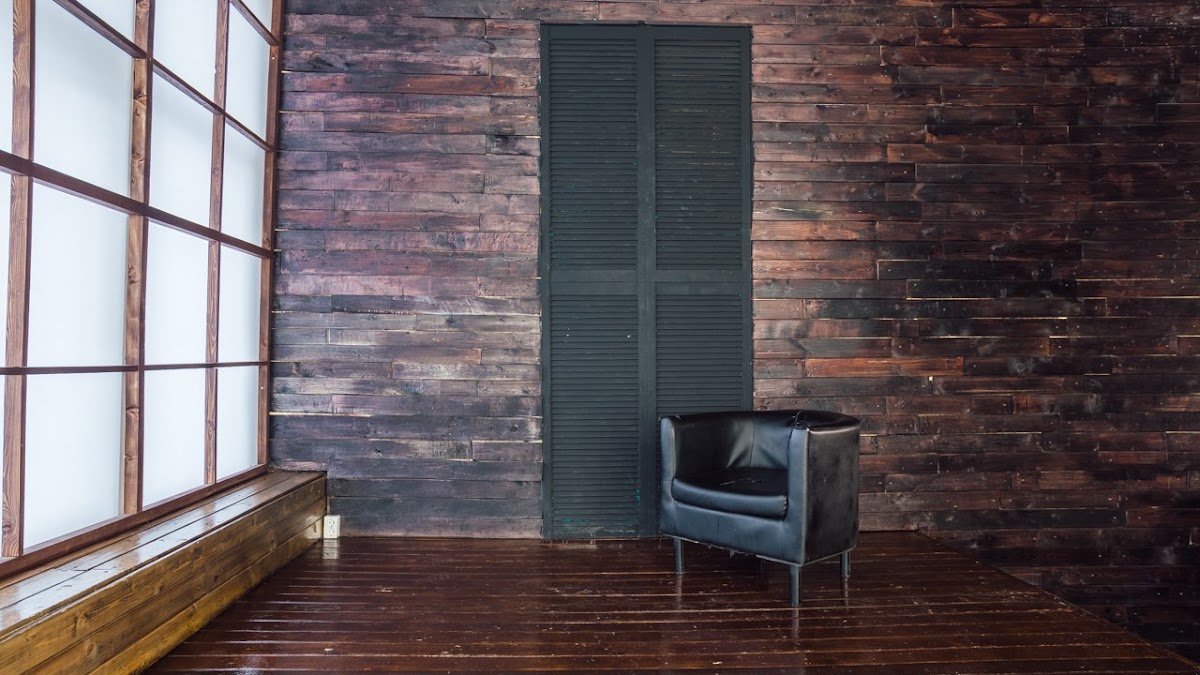WOOD