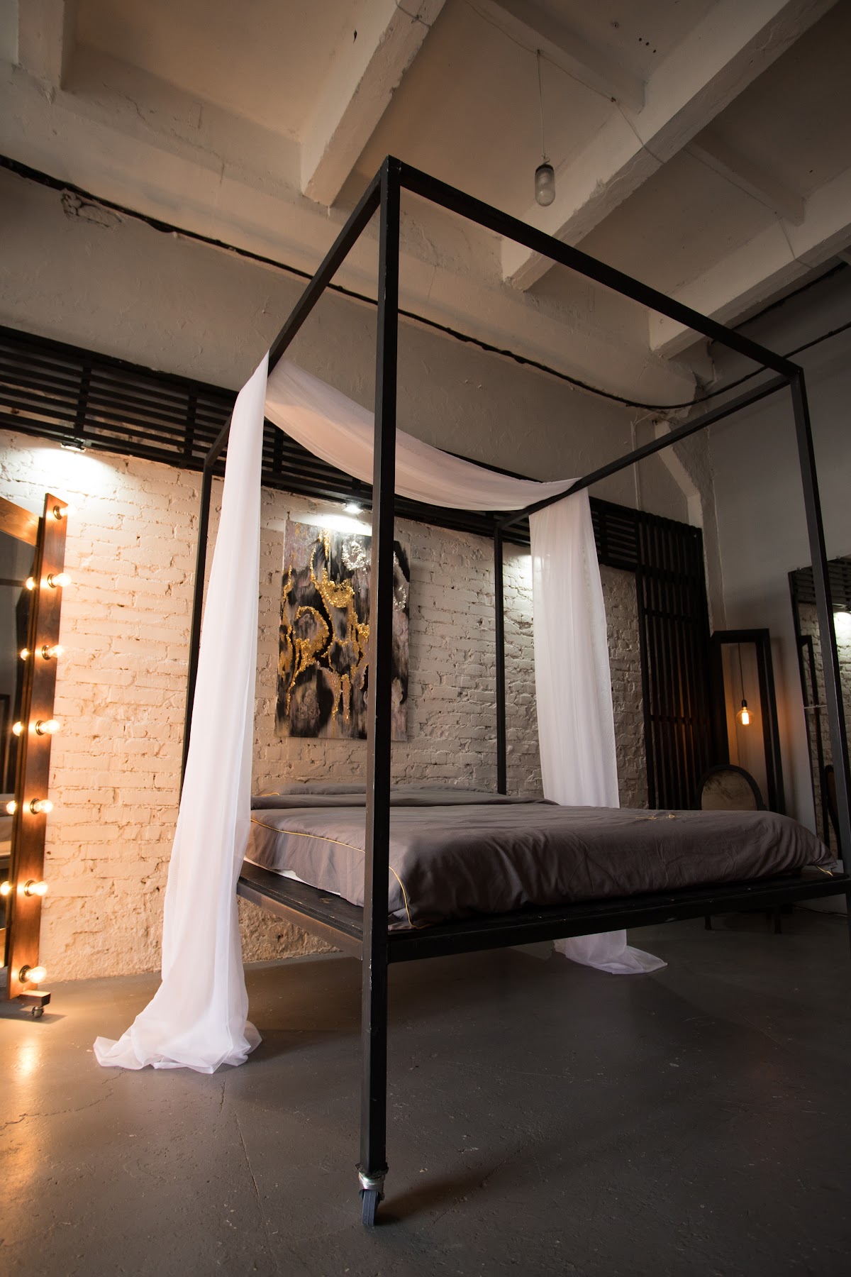 LOFT.15 — кадр 4 из 17