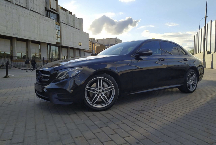 Mеrcedes E- class ( W 213 )