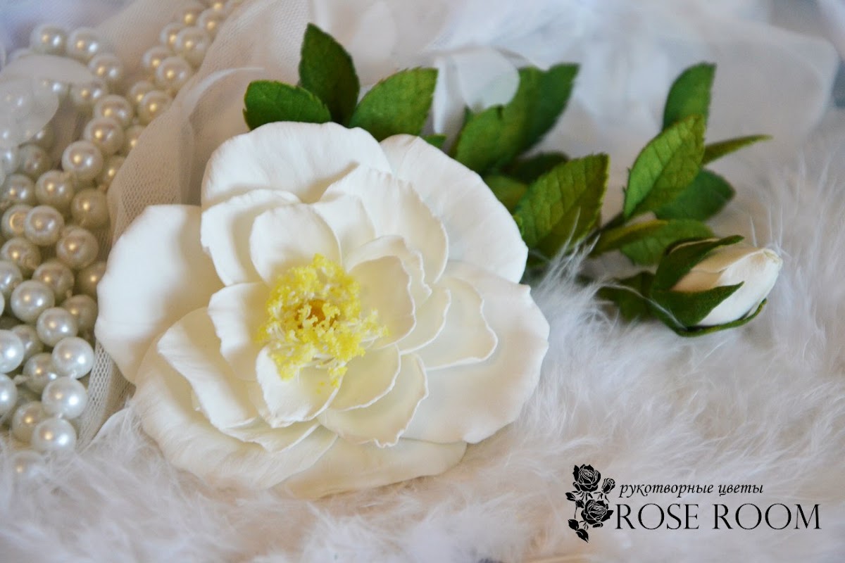 ROSE ROOM