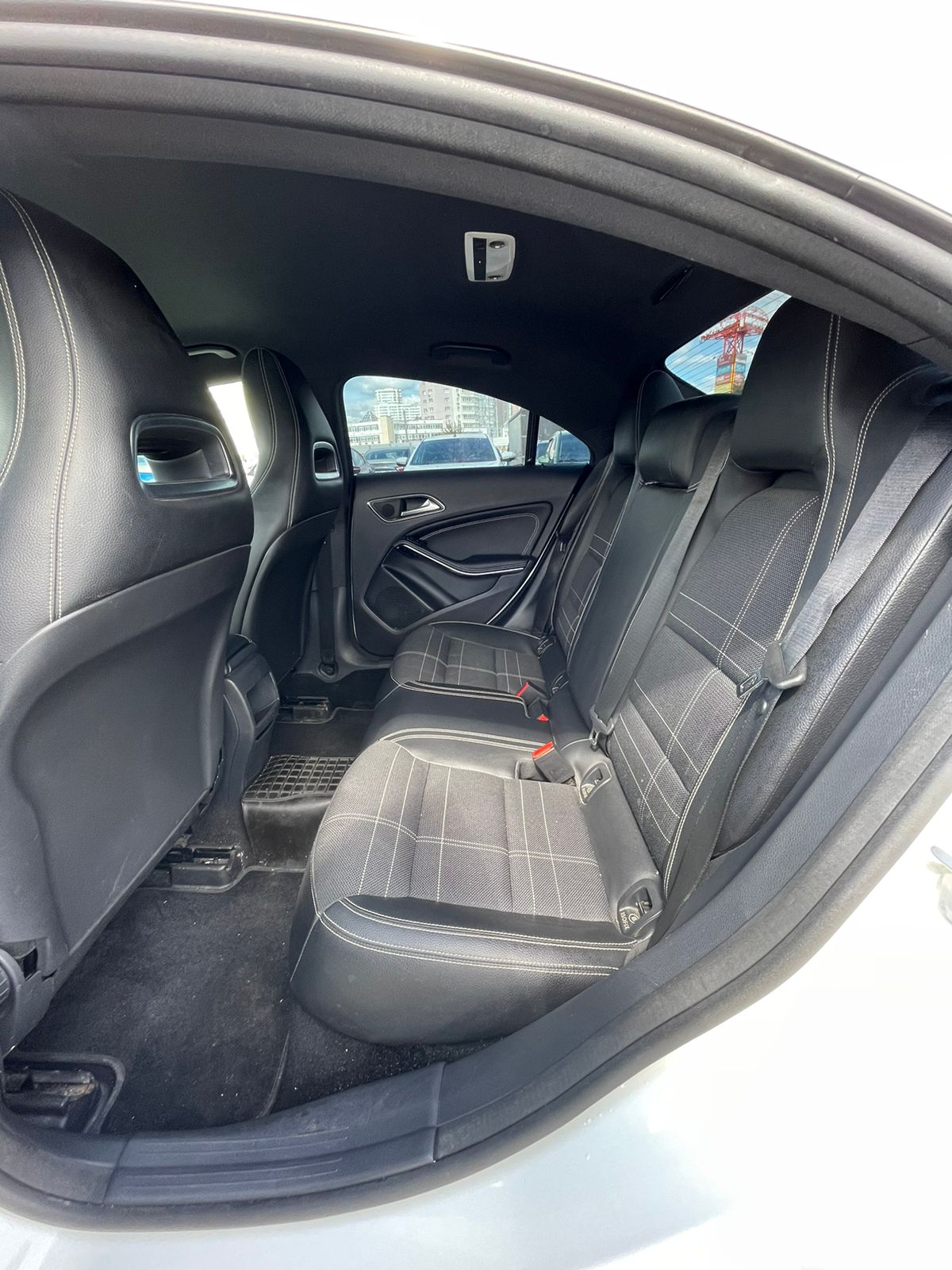 Mercedes-Benz CLA 200