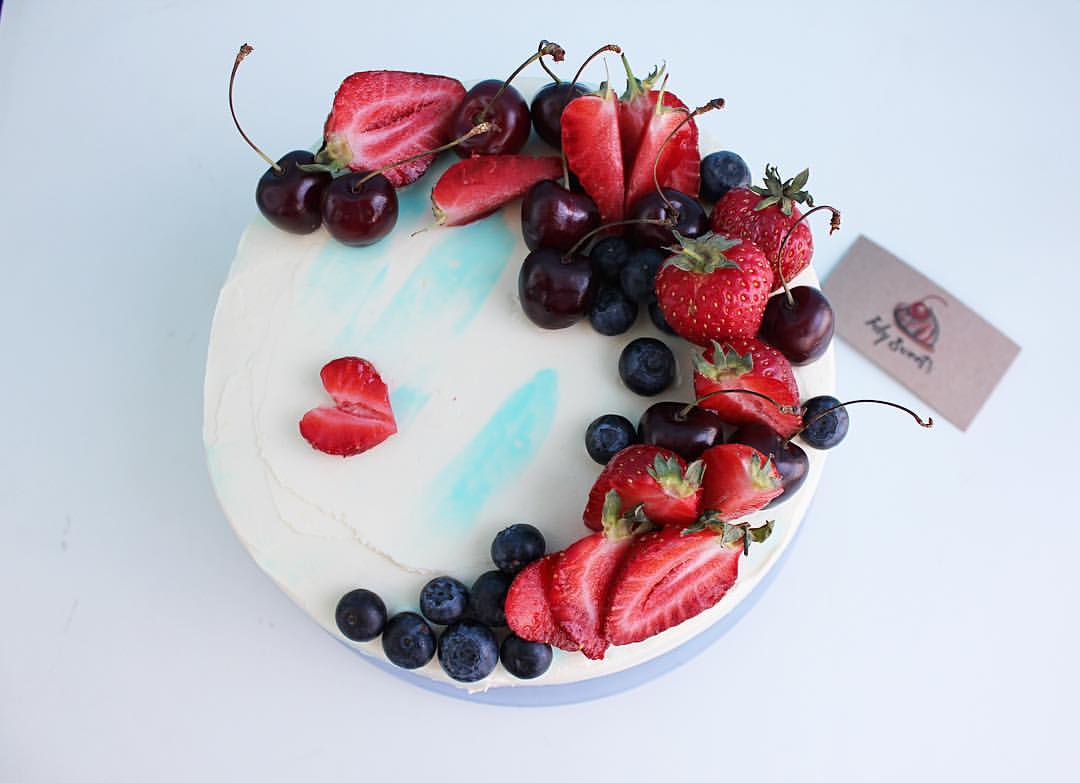 July Sweets — кадр 3 из 14