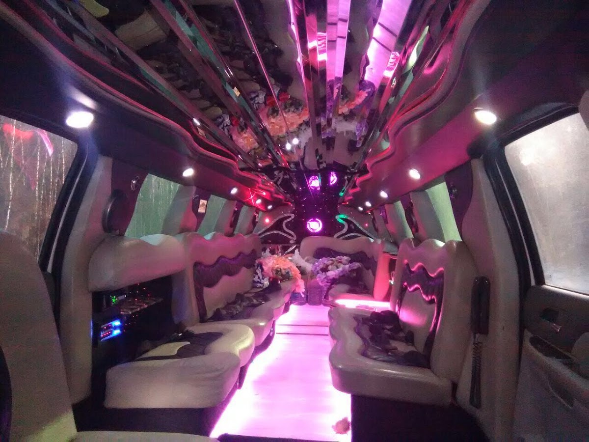 Cadillac Escalade — кадр 3 из 4