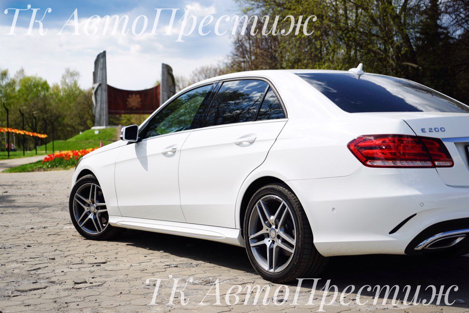Mercedes E-212 — кадр 2 из 3