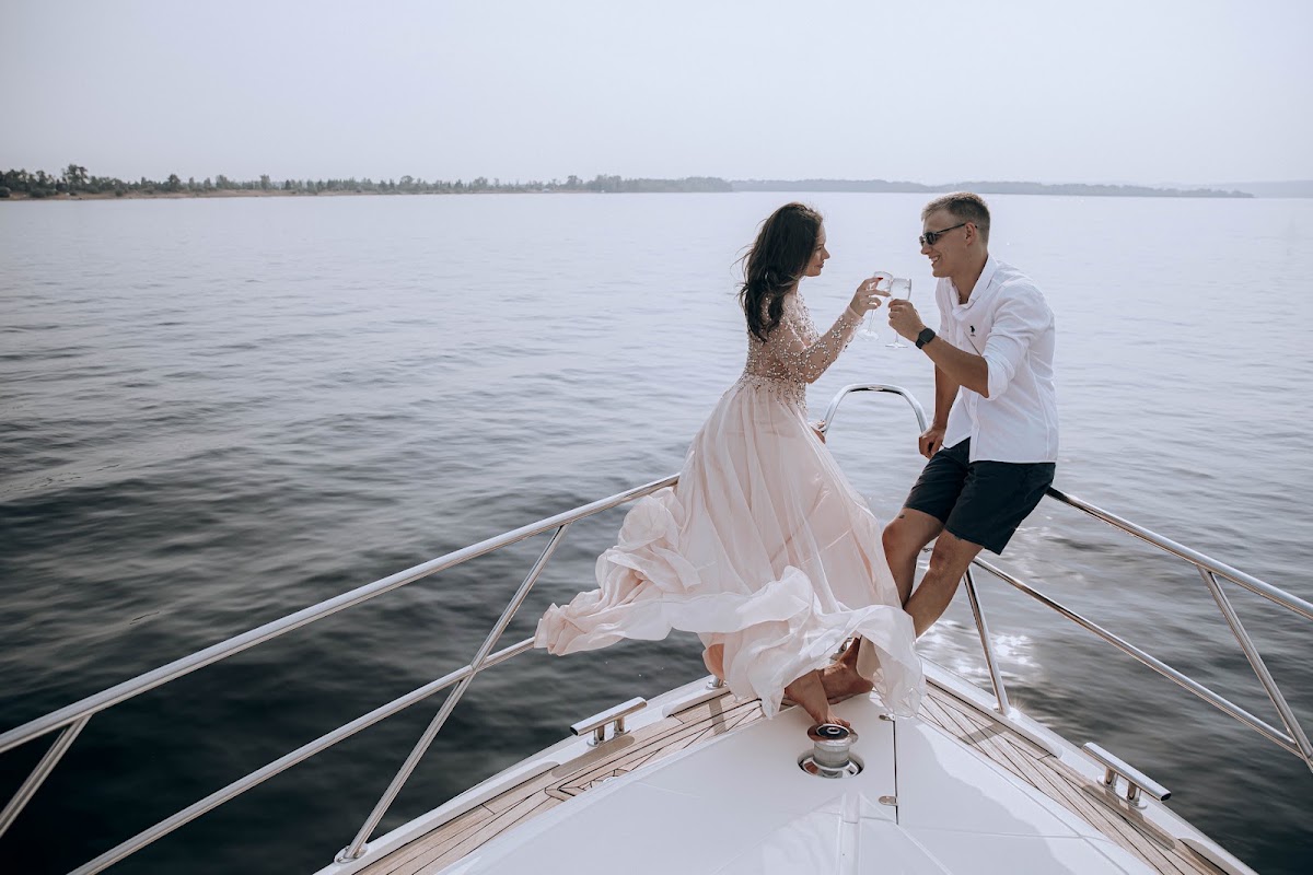 LUXURY TIME — кадр 2 из 9