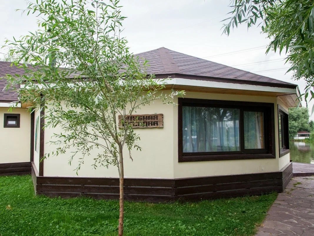 Клубная беседка