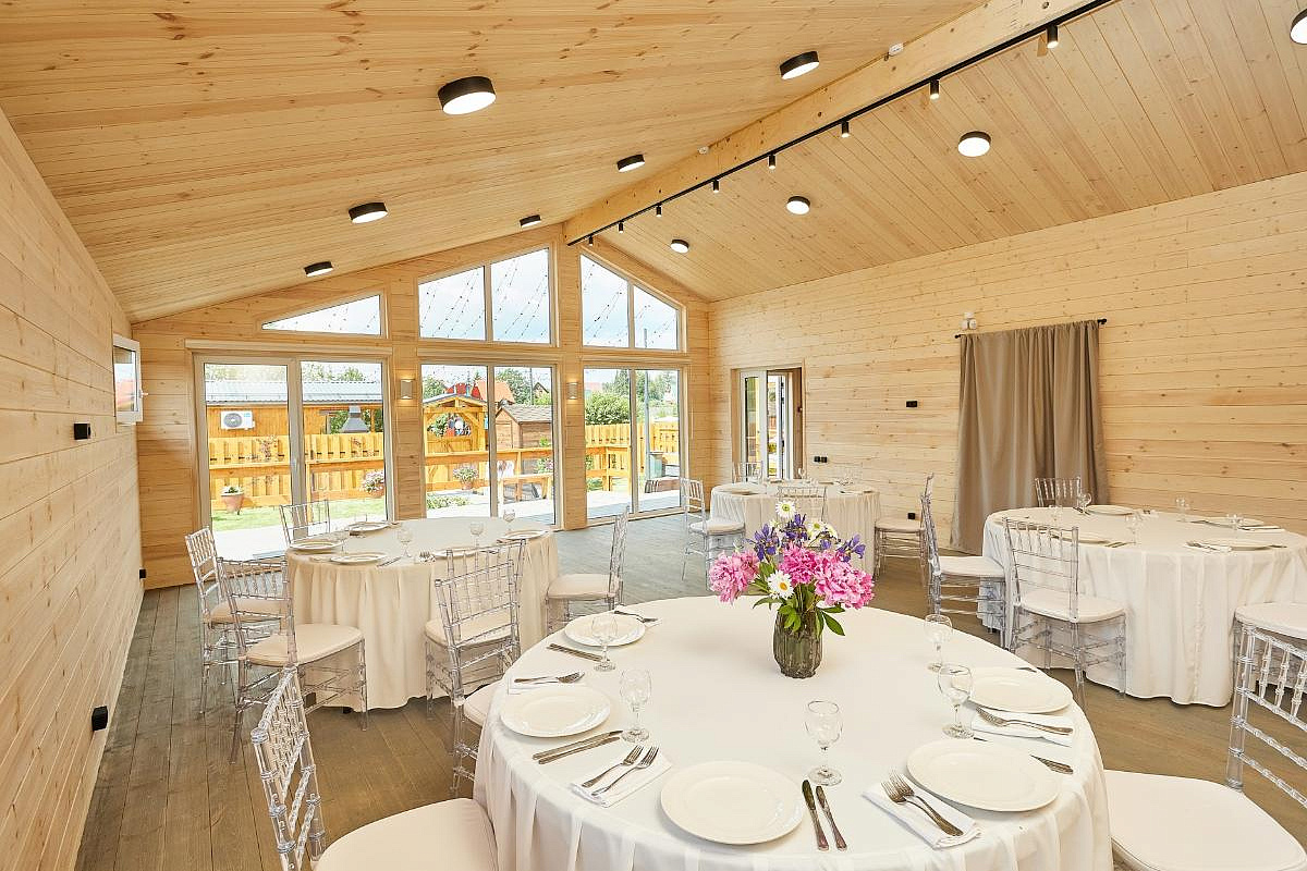 Barn-Hall
