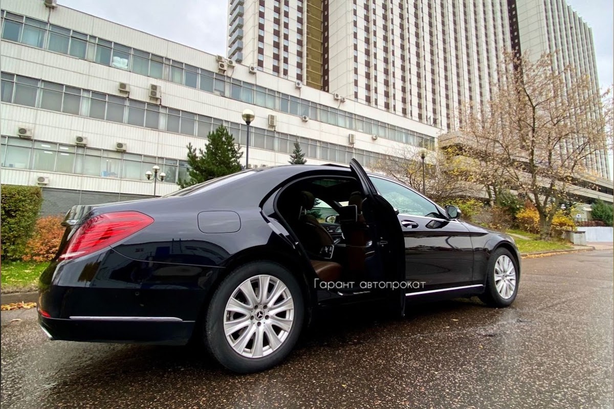 Mercedes Benz S-class 222