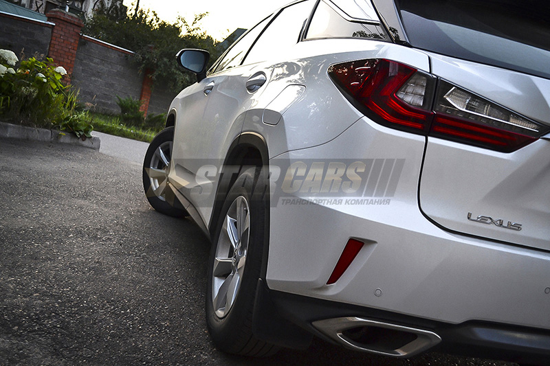 Lexus RX200t — кадр 3 из 5