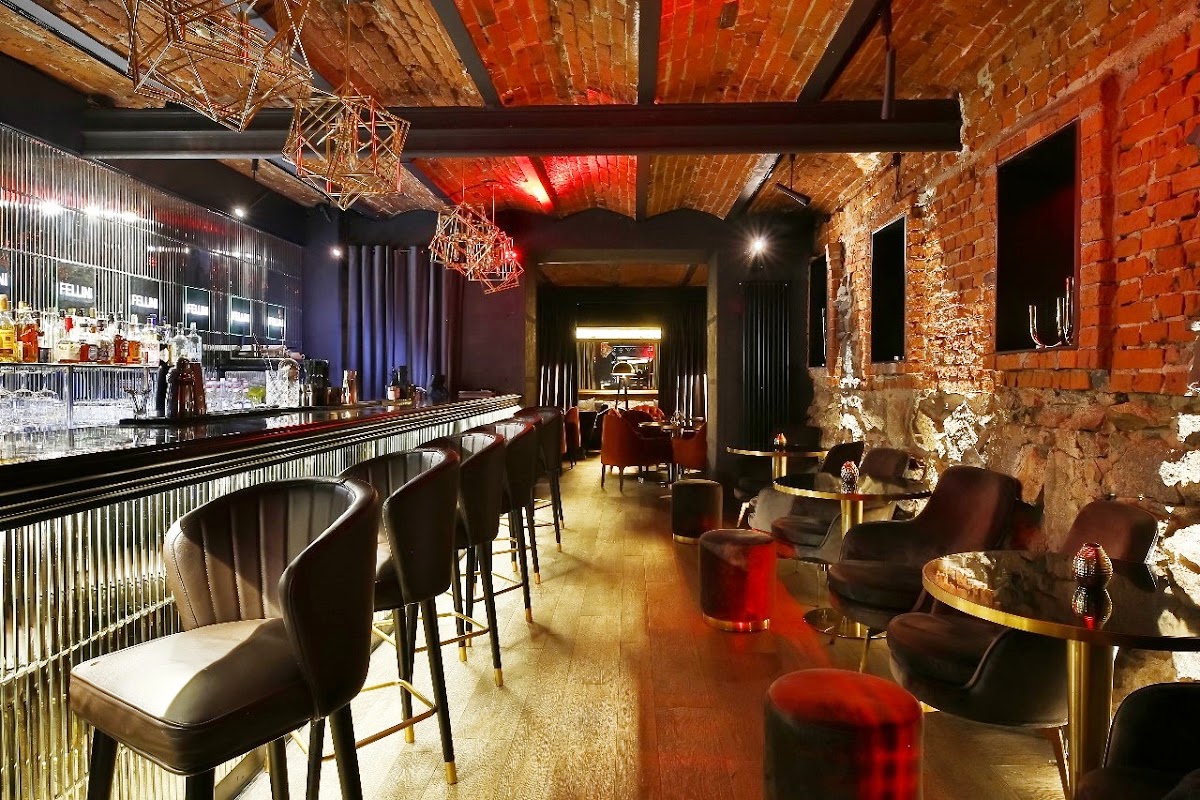 Lounge Bar