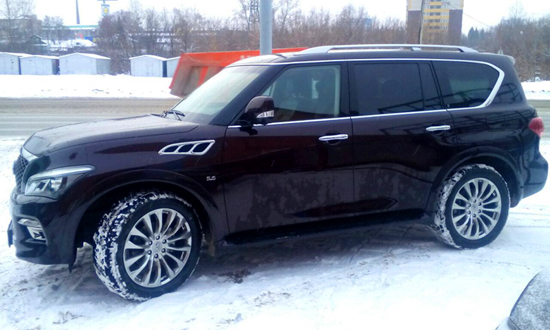 INFINITI QX80 Бордовый