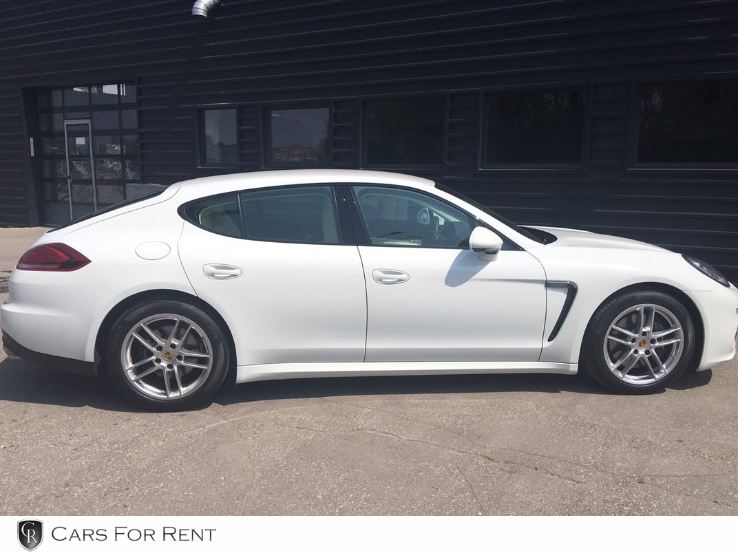 Porsche Panamera — кадр 3 из 4