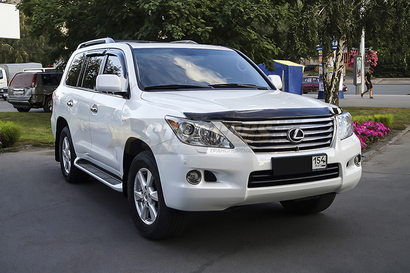 Lexus LX570