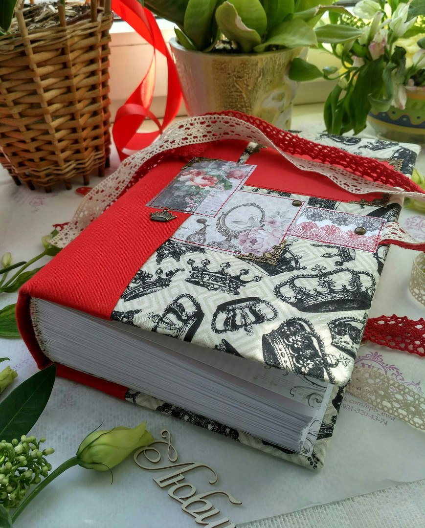 Альбомы для фото, для записей, тематические альбомы