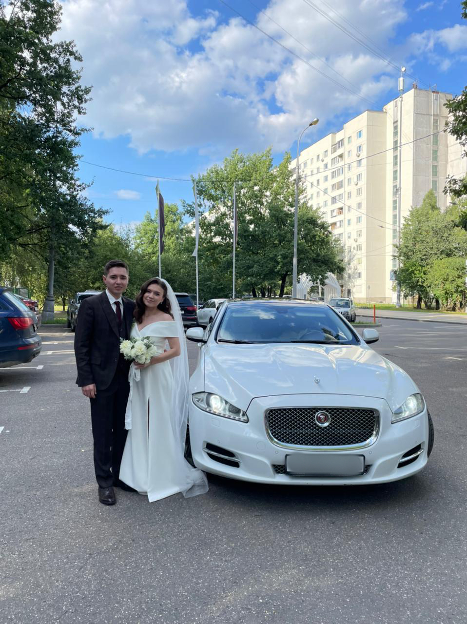 Ягуар XJ Long светлый салон