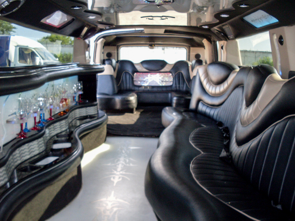 Hummer H2 — кадр 3 из 4