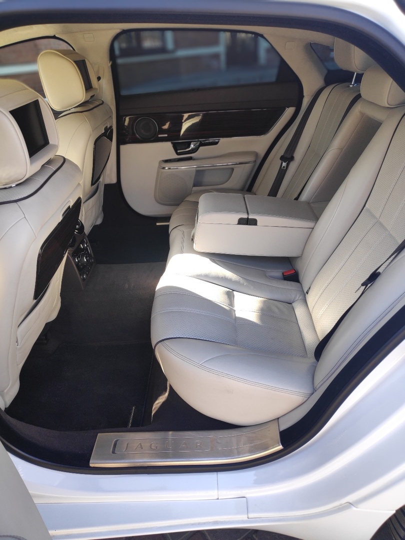 Jaguar XJ Long — кадр 5 из 5