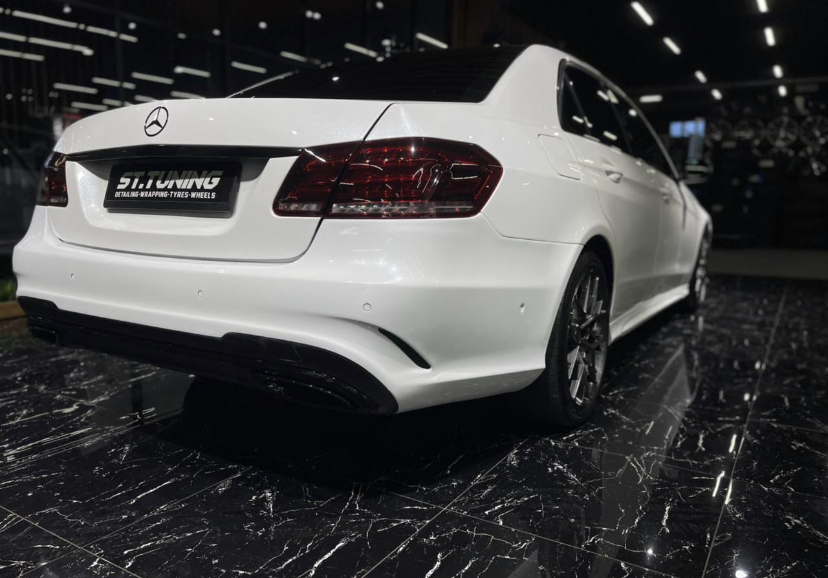 Mercedes Benz E212 — кадр 2 из 4