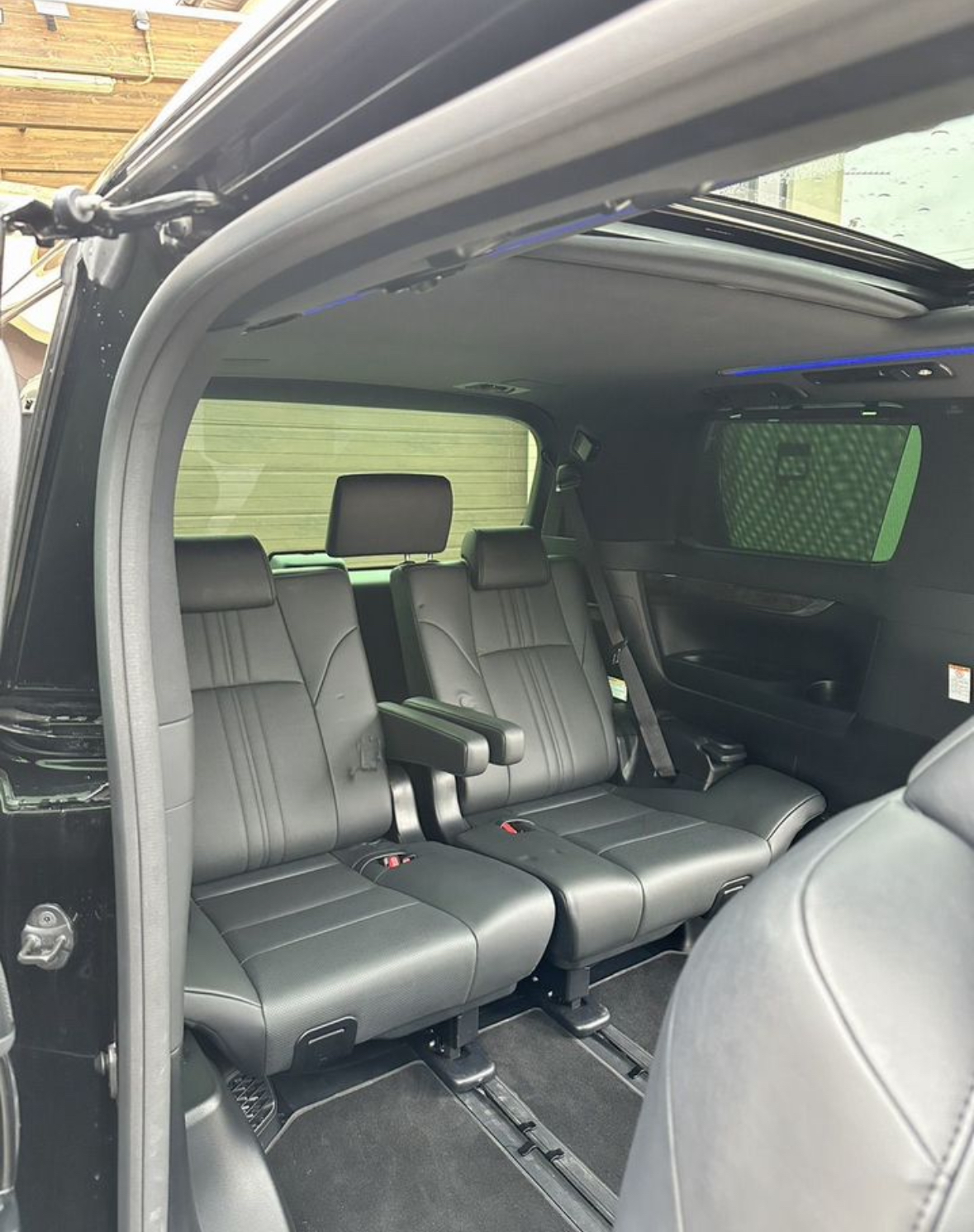 Toyota Alphard VIP