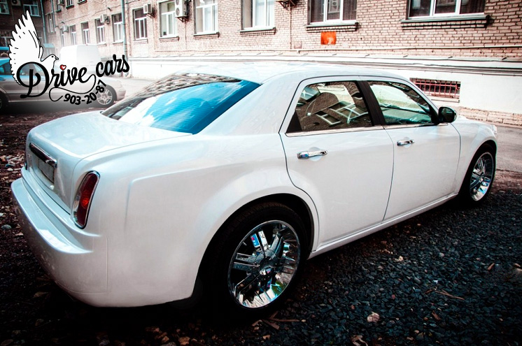 chrysler 300c phantom — кадр 3 из 8