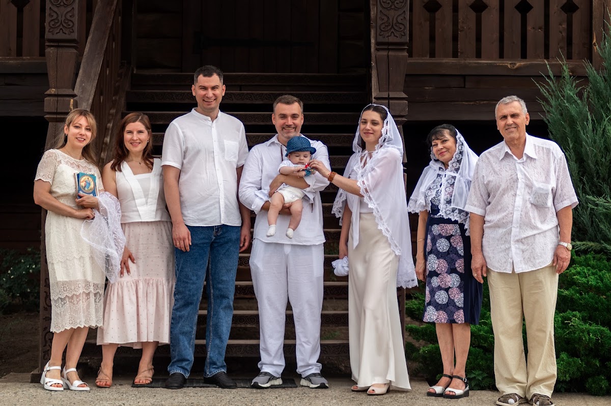 Александр крещение