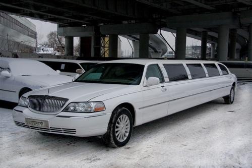 Lincoln Town Car — кадр 2 из 4