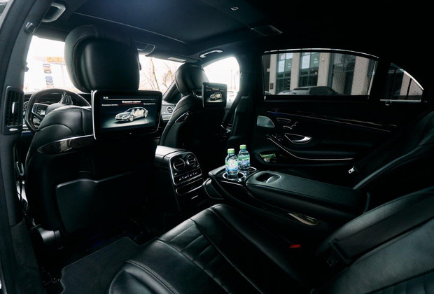 Mercedes-Benz S-class (W222) long