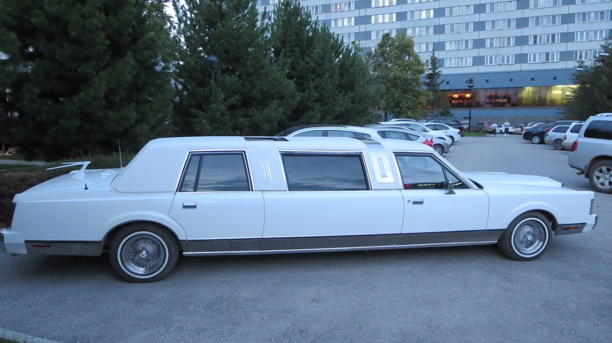 Lincoln Town Car