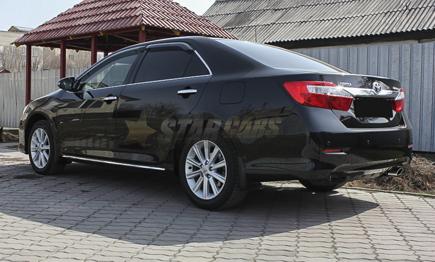 Toyota Camry v50