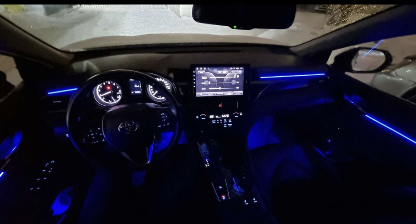 Toyota Camry v70