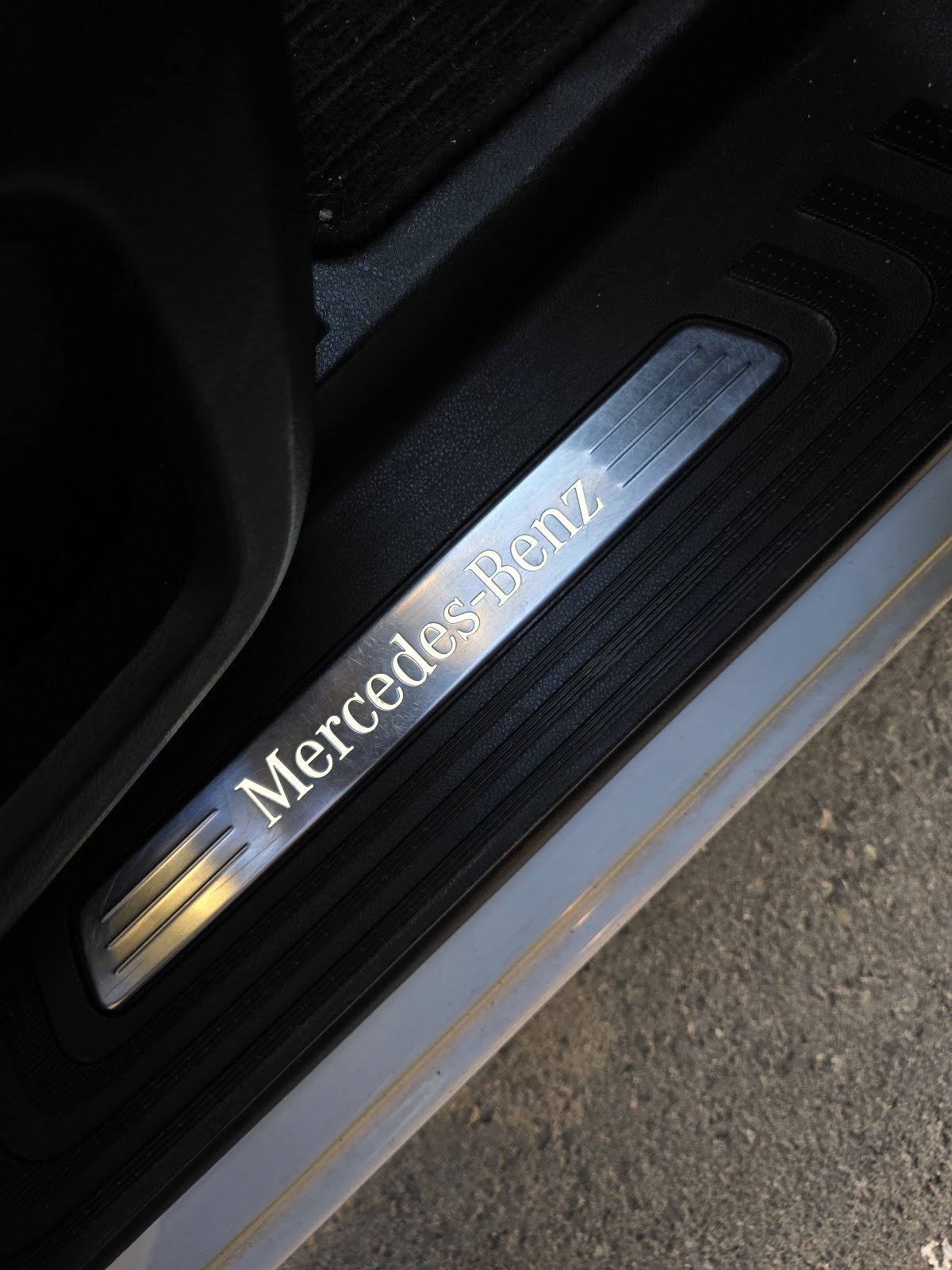 Mercedes-Benz V-class