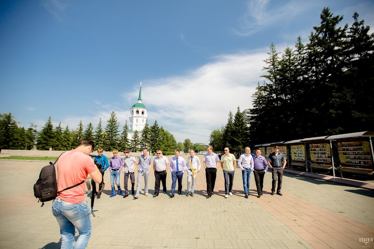 С молодоженами :)