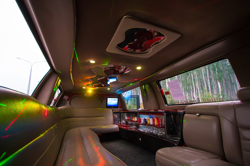 Ford Excursion — кадр 3 из 4