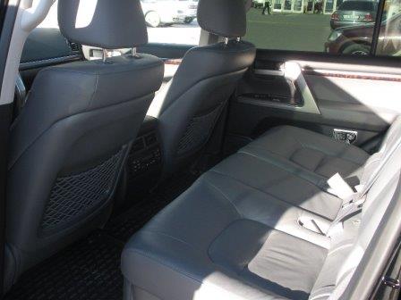 Toyota Land Cruiser 200