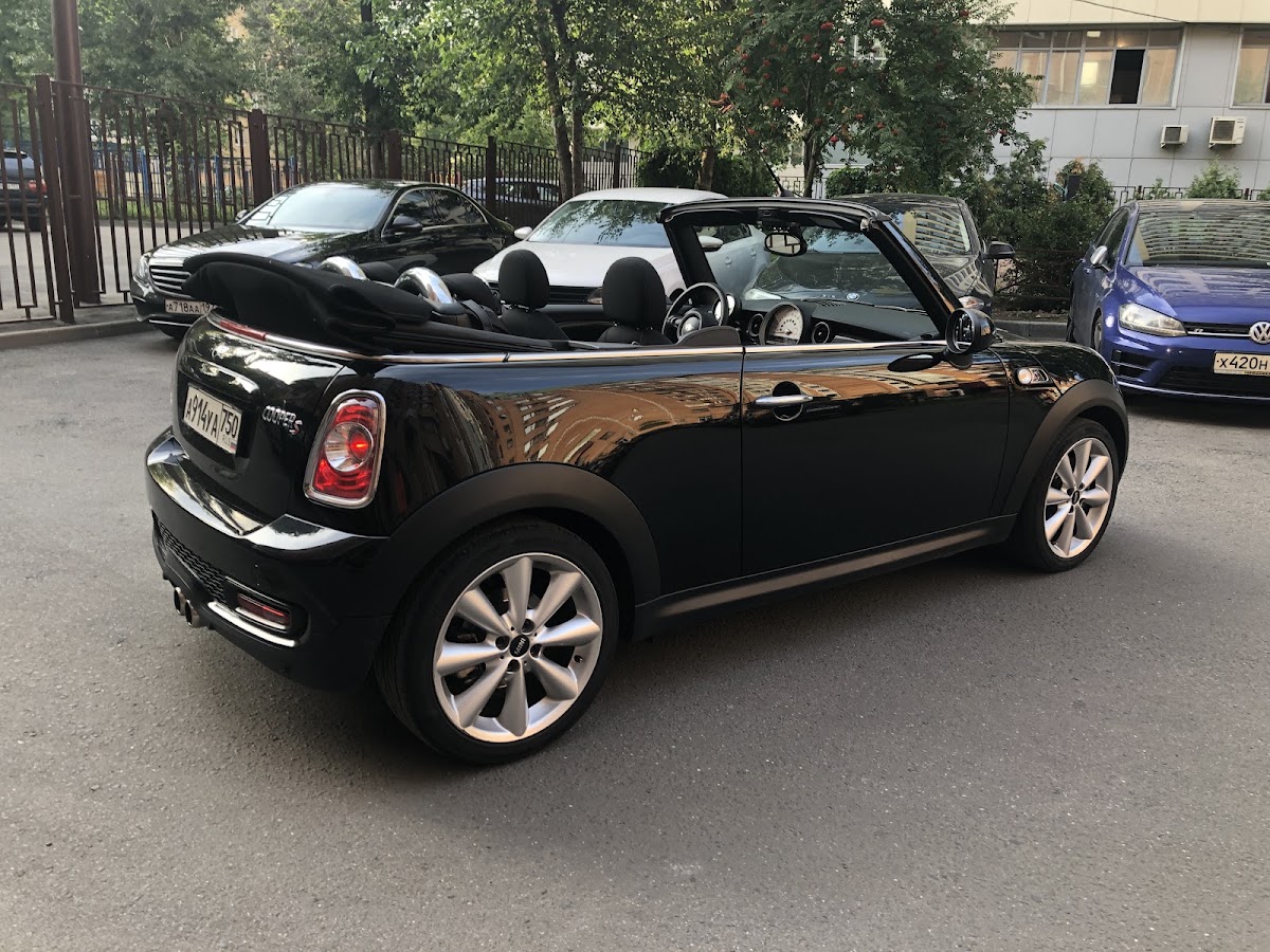 MiniCooper Cabrio S — кадр 5 из 11