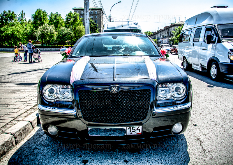 Крайслер С300