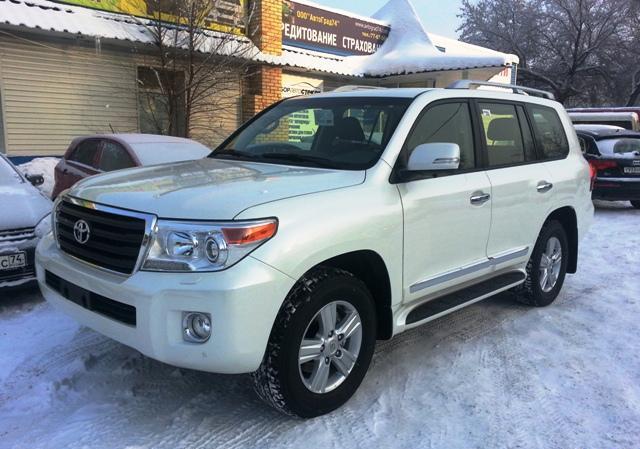 Toyota Land Cruiser 200