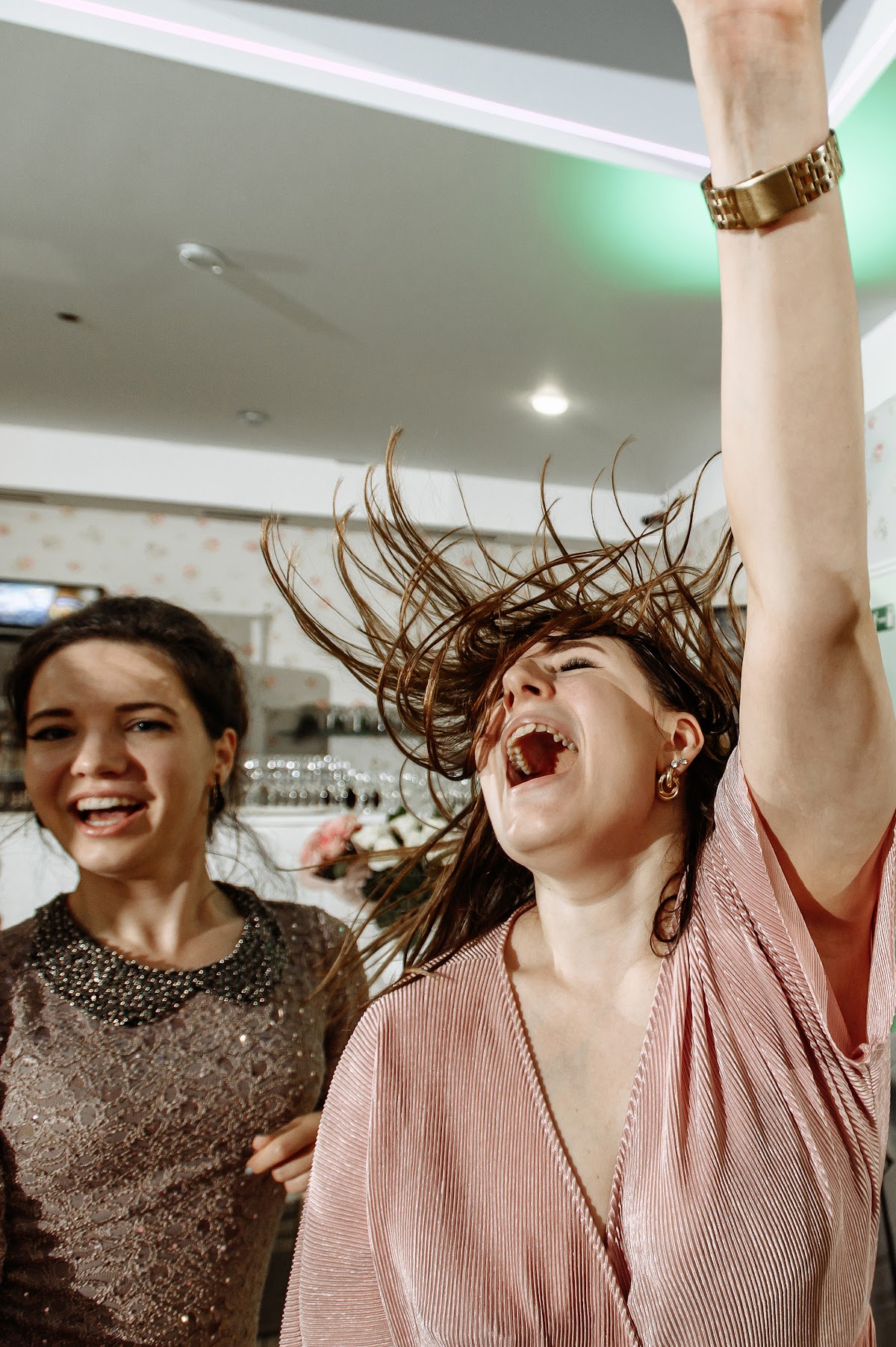 Кадр 102 из 106
