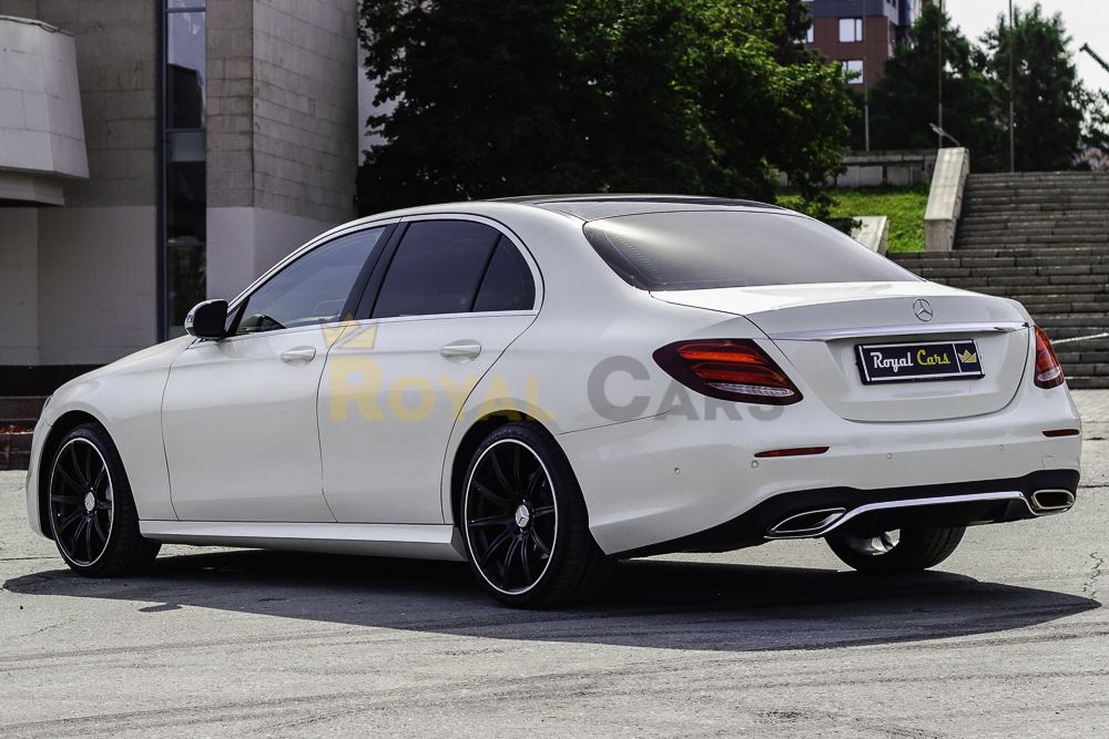 Mercedes-Benz E-class W213 AMG Белый