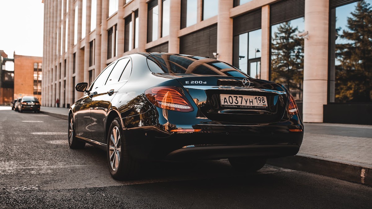 Mercedes w213 — кадр 2 из 3