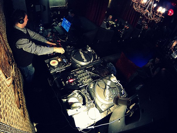 dj
