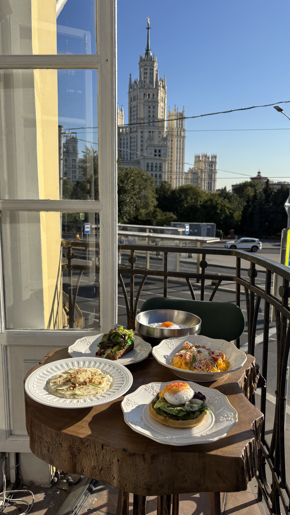 Балконная