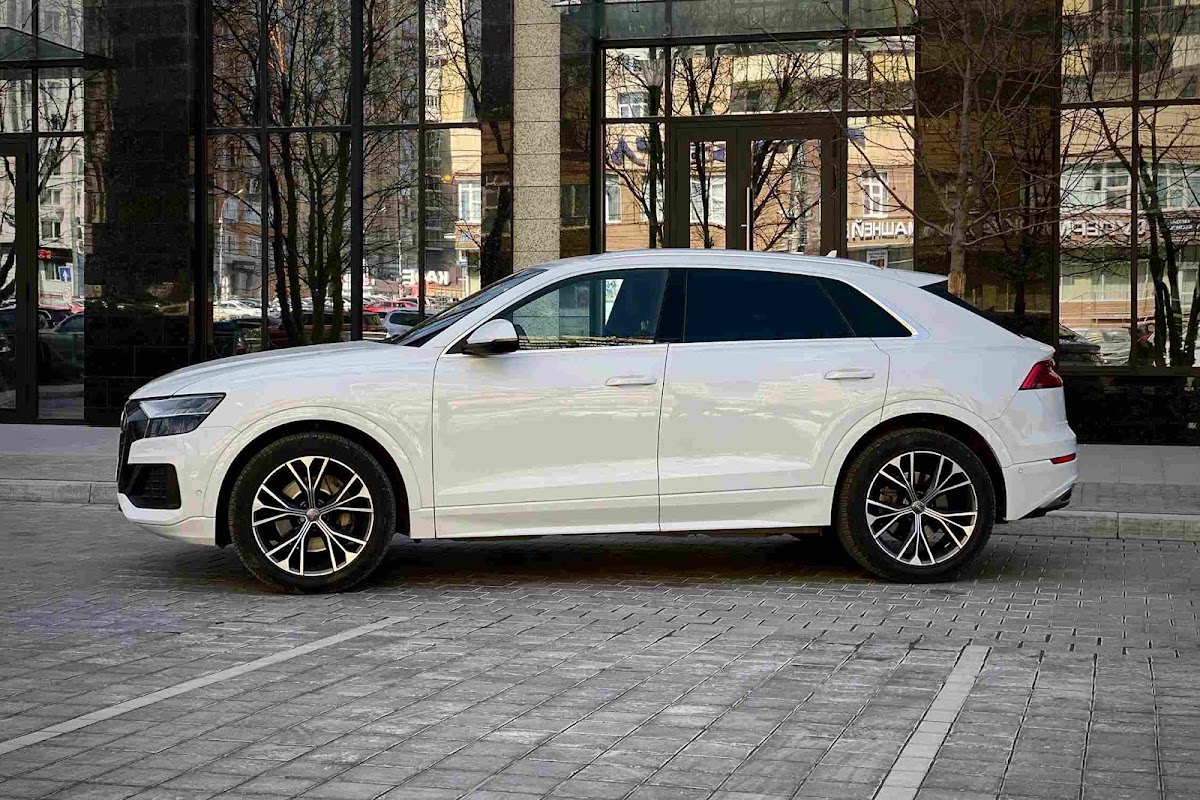 Audi Q8