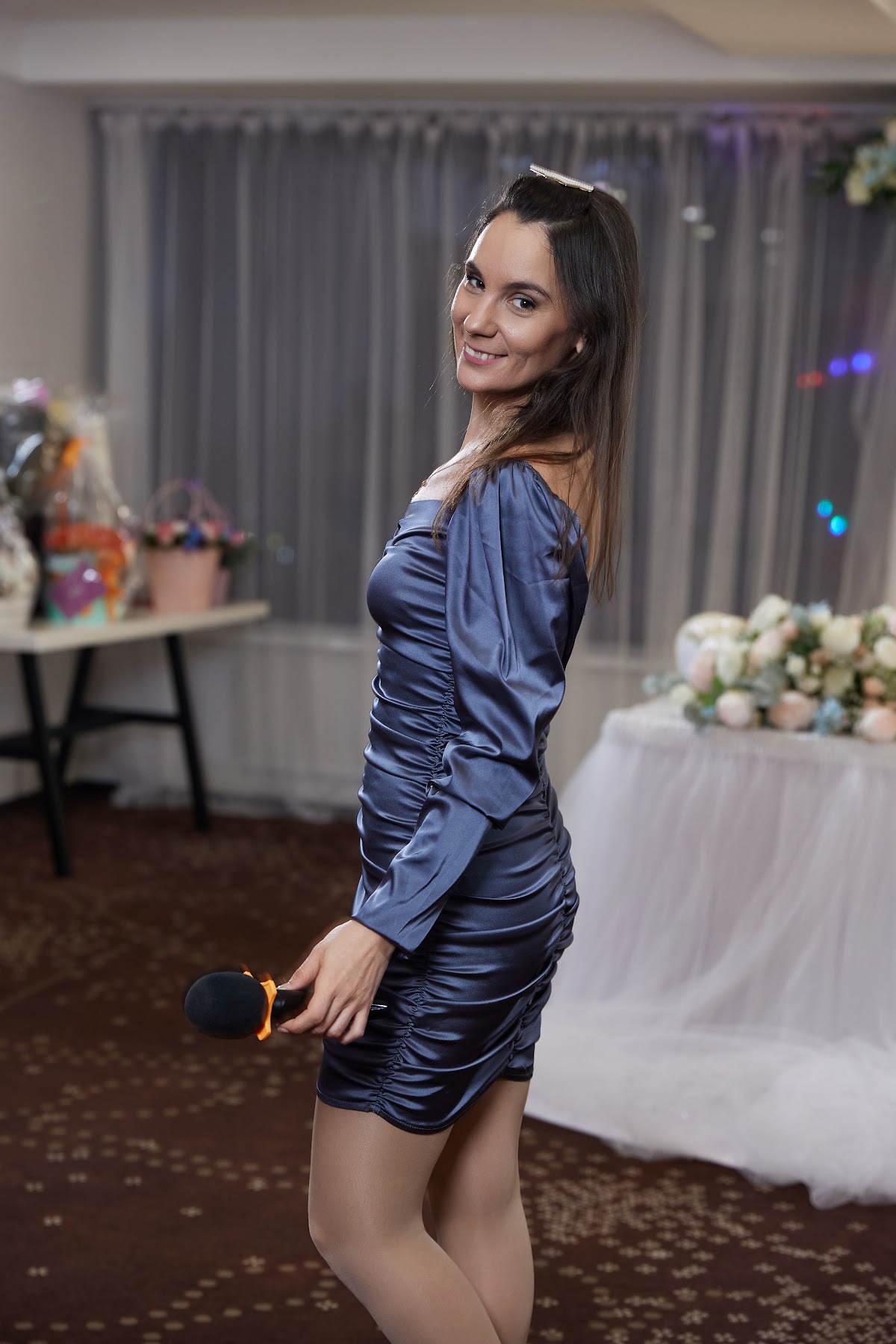 Екатерина Праздник - ведущая огонь!