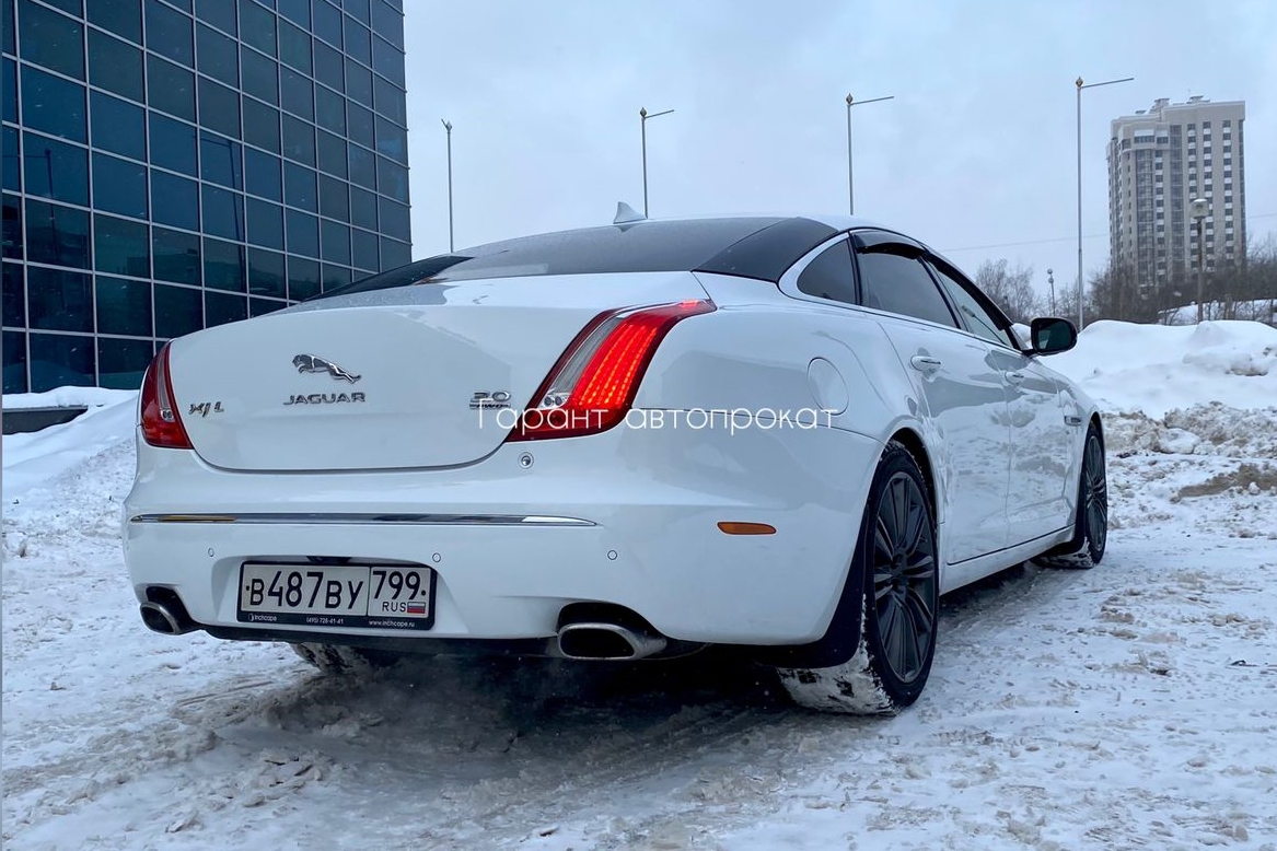 JAGUAR XJ