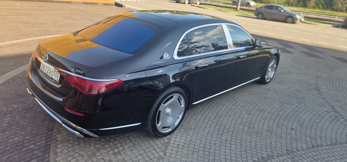 Maybach S580 — кадр 2 из 9