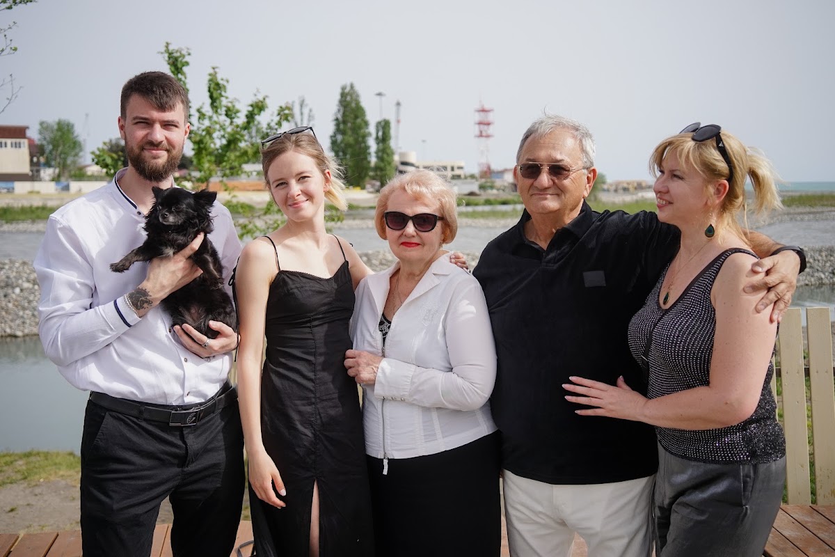 Любовь и Виктор