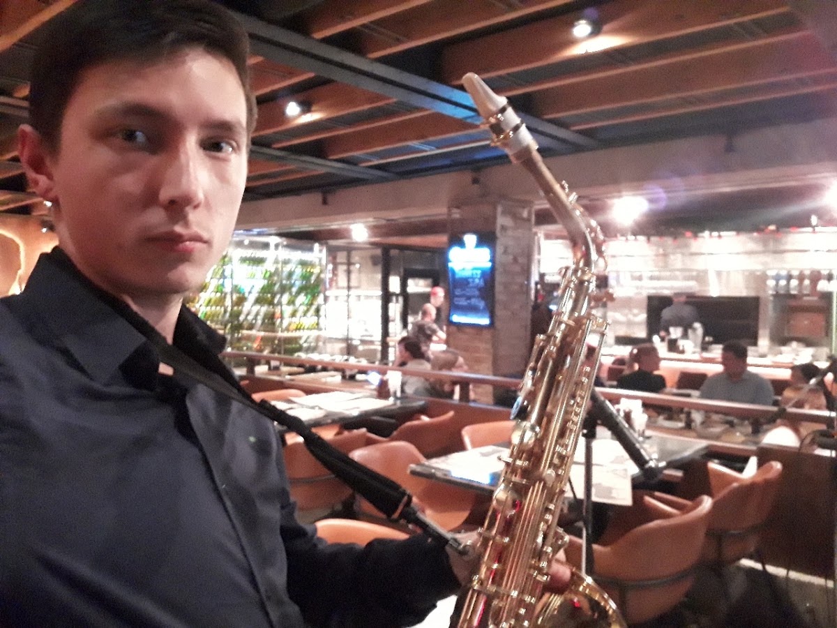 В составе музыкальных команд